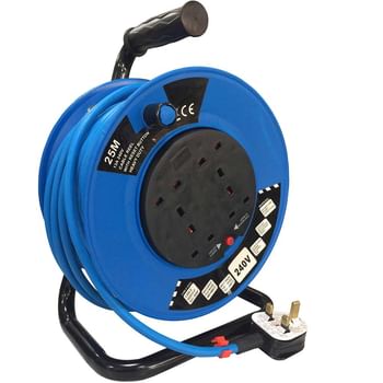 Sirius 4 Socket Cable Extension Reel 240v